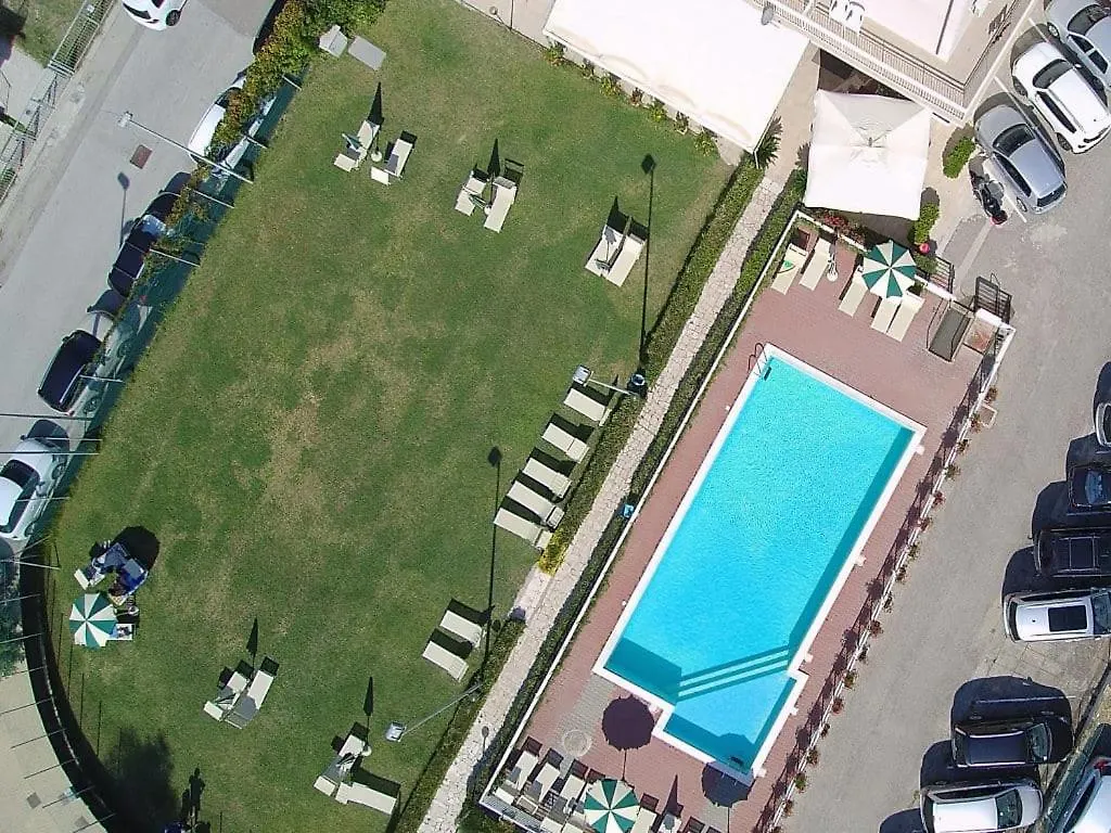 Hotel Lima Lido Di Savio 3*,